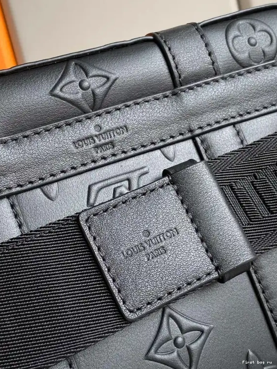 Frstbag ru SLINGBAG VUITTON LOUIS TRUNK 0502
